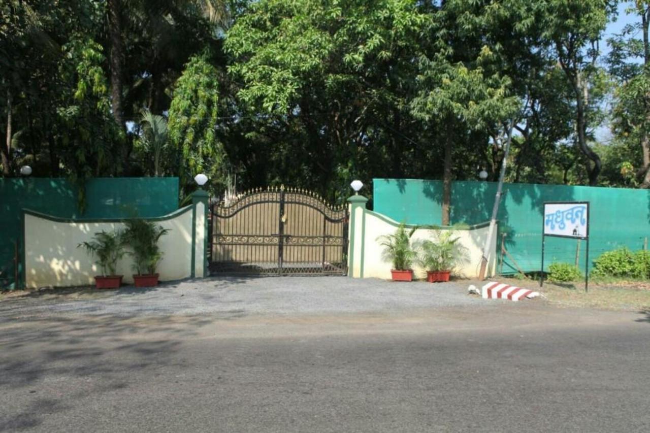 Madhuvan Farm cottage Alībāg Esterno foto